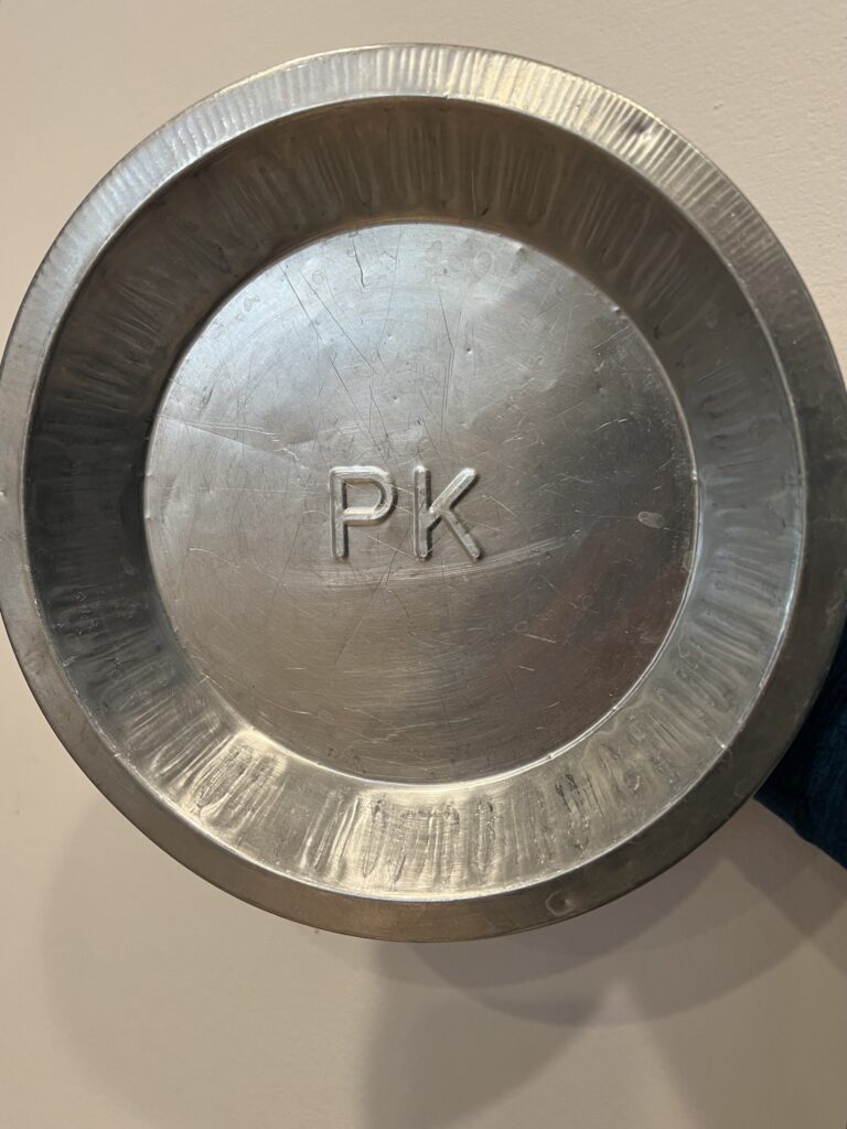 Pie tin