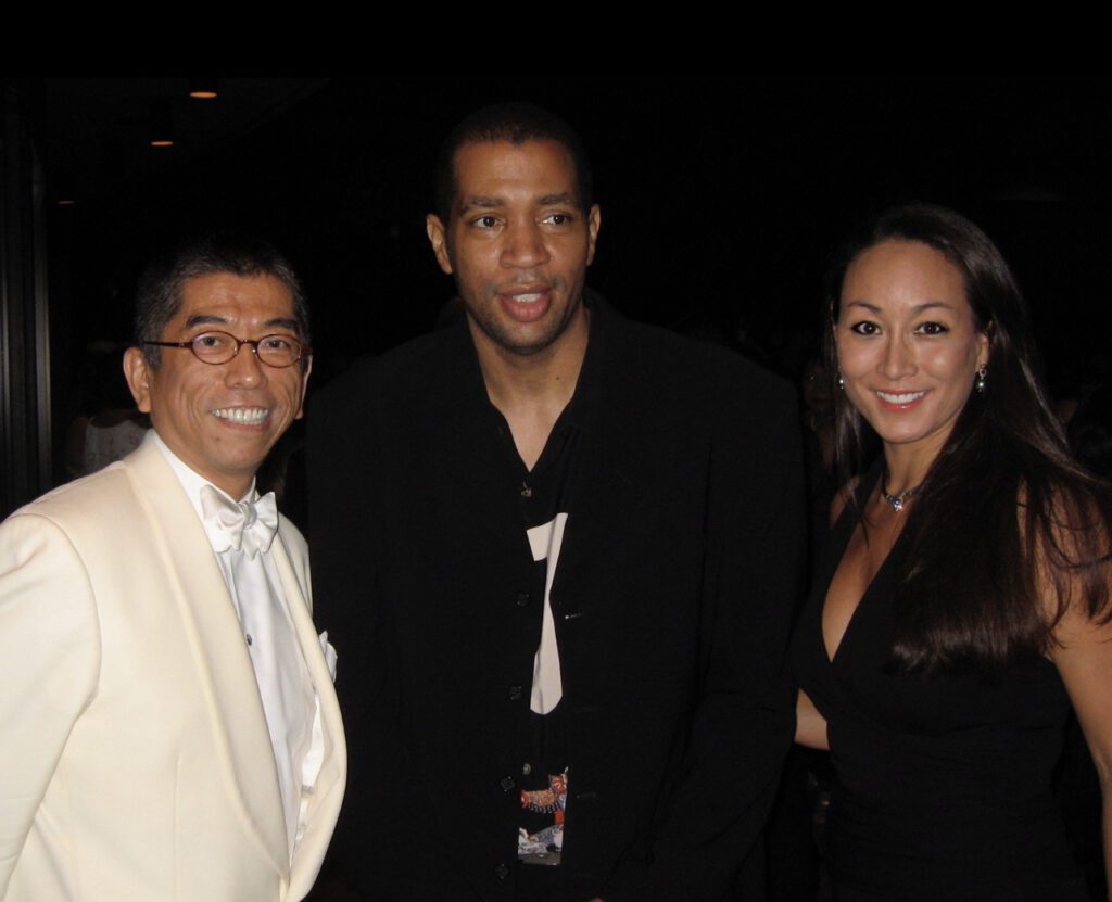 Backstage with Tadashi Shoji and Earth Wind and Fire’s Sheldon Reynolds
