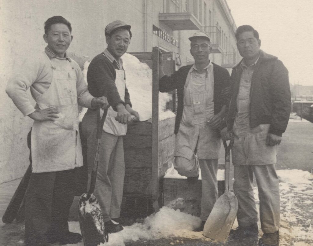 Fumio Hatakeyama, unknown friends, and Yoji Endo, 1956. Courtesy of Kenji Hatakeyama.